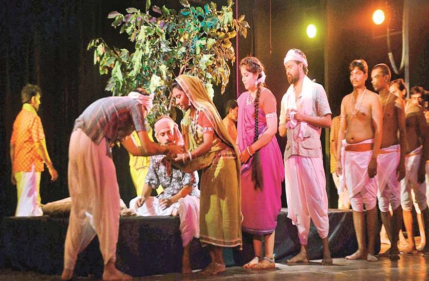 Charan das chor