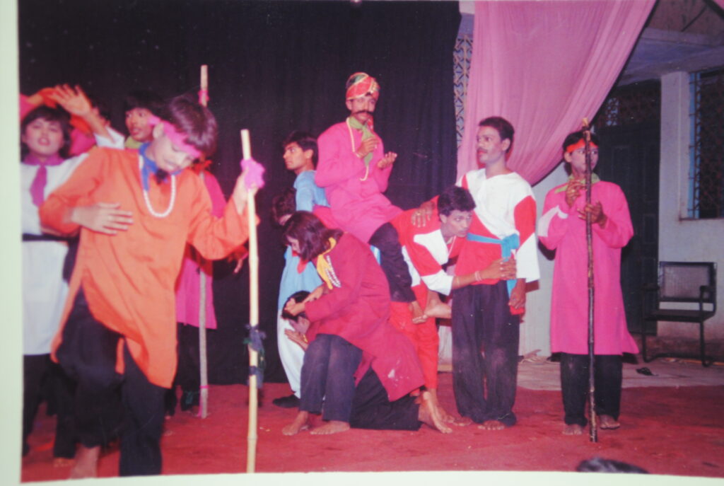 23 andher nagri 1997 workshop