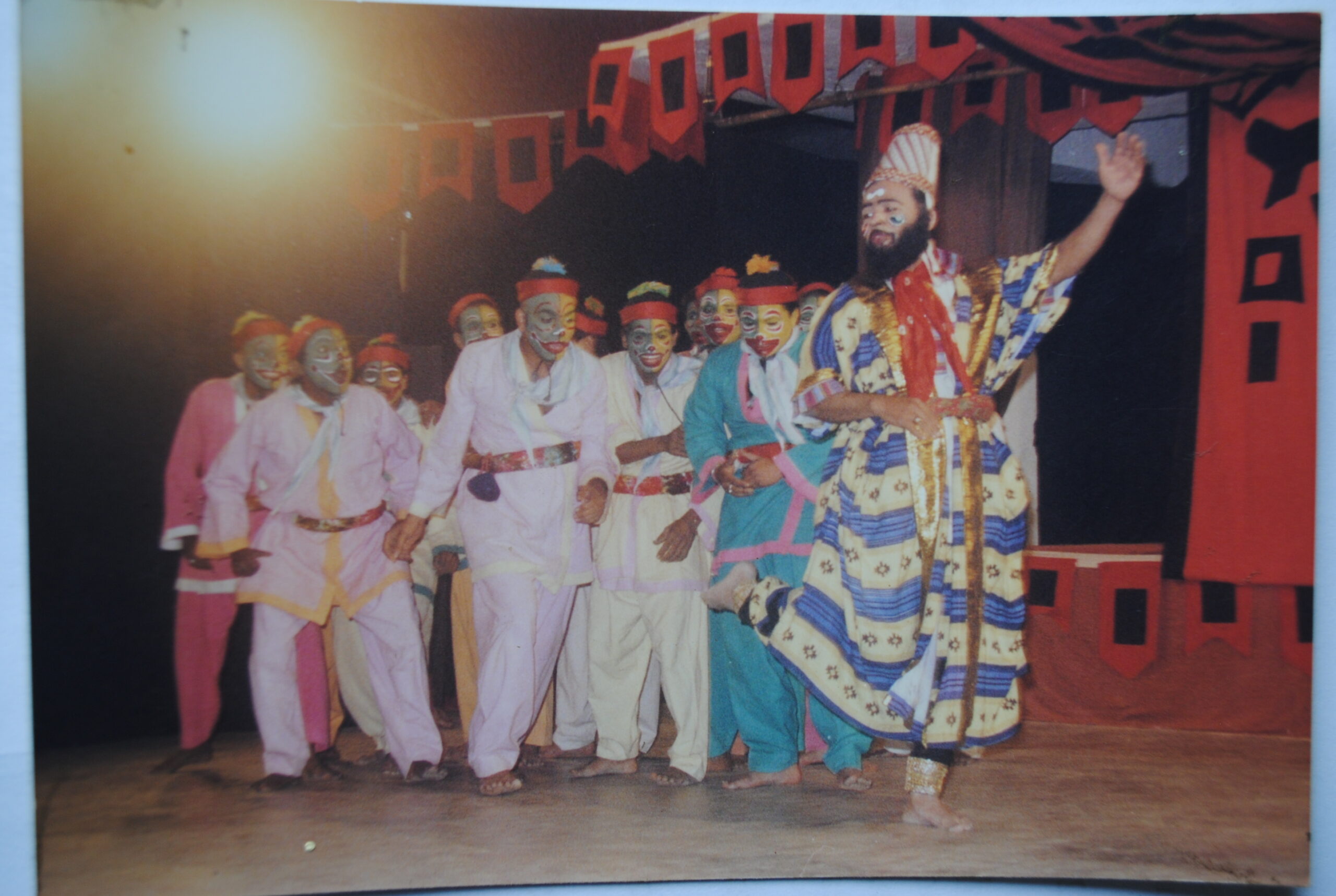 34 tukke pe tukka 2001 festival scaled