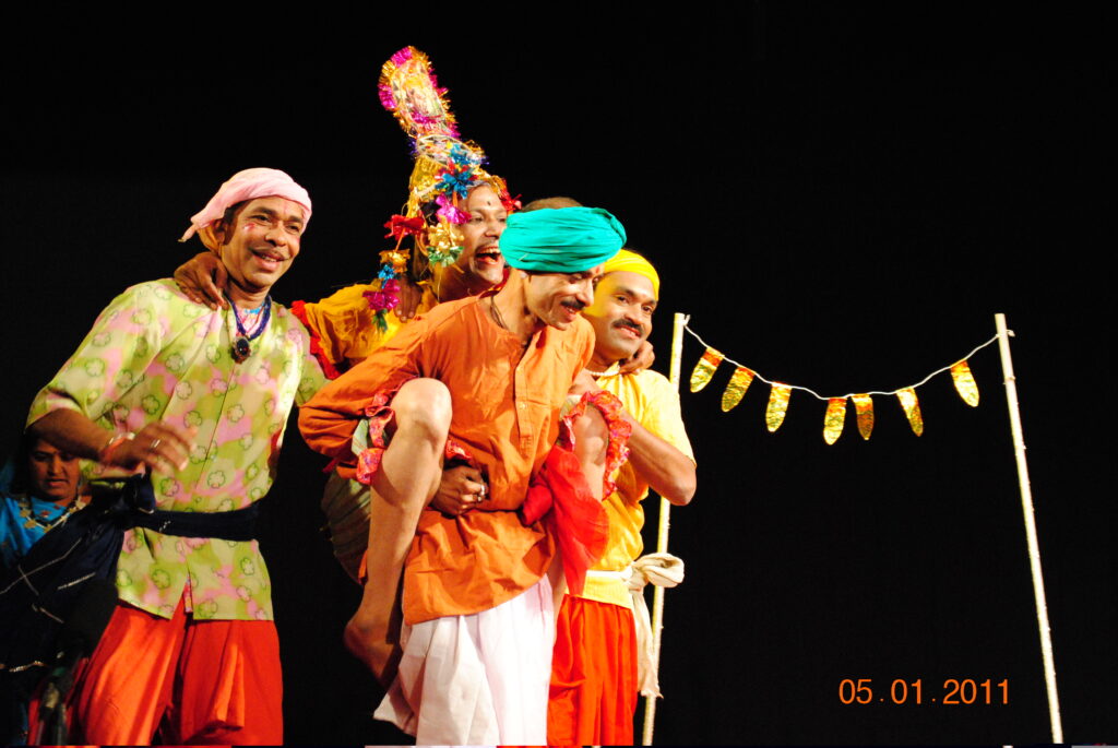 91 Raja fokalwa festival2011 03