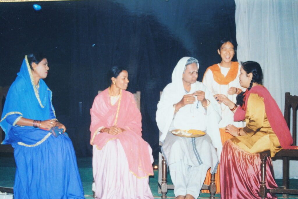 Jin Lahor nahi dekhya2003