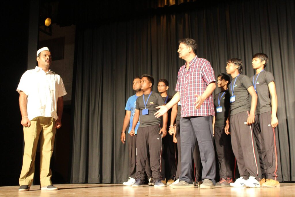 JNU B3 showjpg