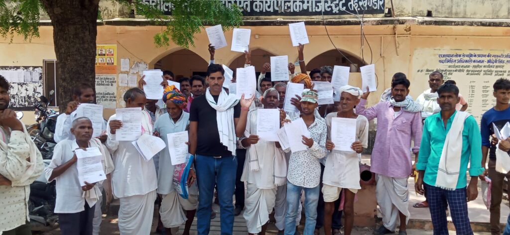 किसानों की संघर्ष-गाथा : वृत्तचित्र ‘गार’ 4 gyapan dete kisan