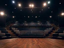 मुंबई में रंगमंच : एक<br>मैथेमैजिशियन 1 Prithvi theatre