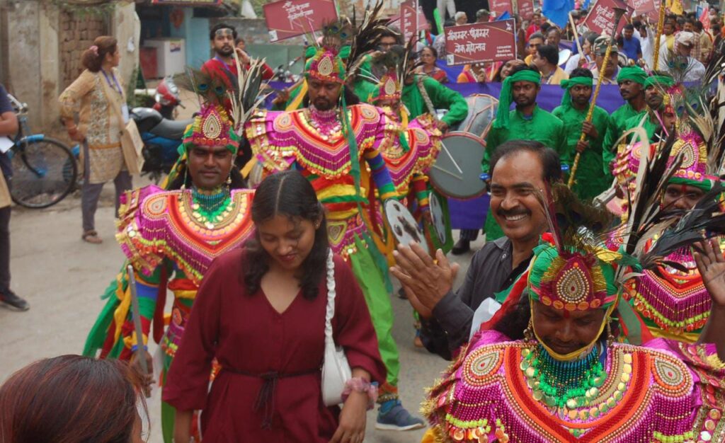 इप्टा का 15 वाँ राष्ट्रीय सम्मेलन फूल खिलते रहेंगे दुनिया में : रजनीश साहिल 9 WhatsApp Image 2023 03 31 at 12.54.47 PM