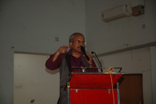 दूसरे से बेहतर की अवधारणा से अन्याय व टकराव की शुरुआत : ईश्वर सिंह दोस्त 1 Ishwar