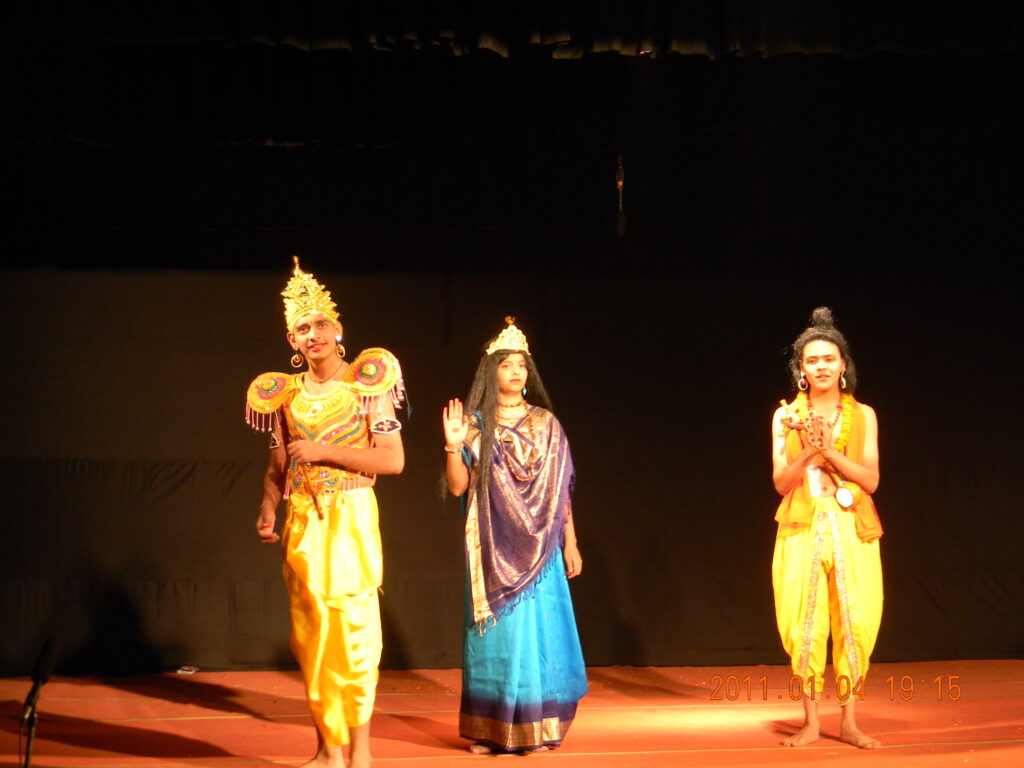 बच्चों की गतिविधियाँ और इप्टा रायगढ़ 36 DSCN0320
