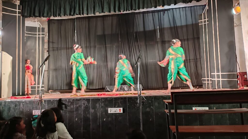 अवसर और स्पेस मिले तो बच्चों में भरपूर संभावनाएँ हैं : अपर्णा 13 WhatsApp Image 2023 05 26 at 8.19.25 AM 1