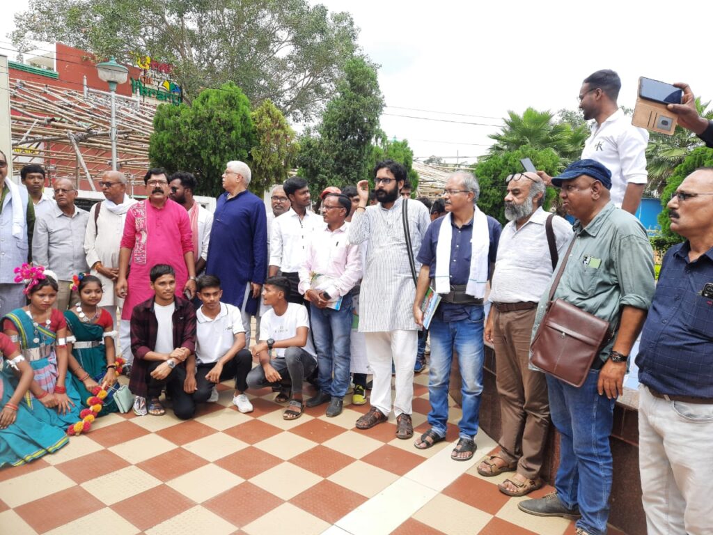 सांझी विरासत का अनुभव करने निकली 'ढाई आखर प्रेम जाँजगीर-चाम्पा एक दिवसीय सांस्कृतिक पदयात्रा' 12 WhatsApp Image 2023 10 06 at 15.40.34 2