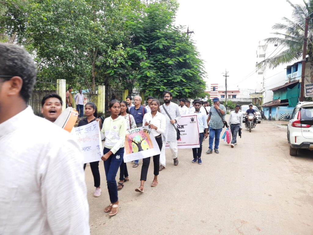 सांझी विरासत का अनुभव करने निकली 'ढाई आखर प्रेम जाँजगीर-चाम्पा एक दिवसीय सांस्कृतिक पदयात्रा' 7 WhatsApp Image 2023 10 06 at 15.40.35