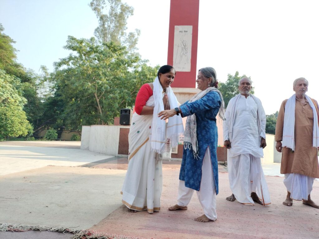 ढाई आखर प्रेम सांस्कृतिक पदयात्रा का बिहार में समापन 11 photo 6149670273792719348 y