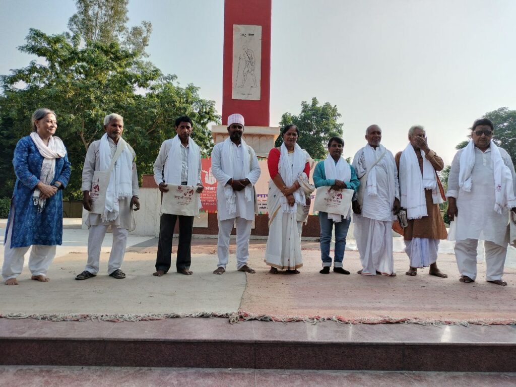 ढाई आखर प्रेम सांस्कृतिक पदयात्रा का बिहार में समापन 10 photo 6149670273792719361 y