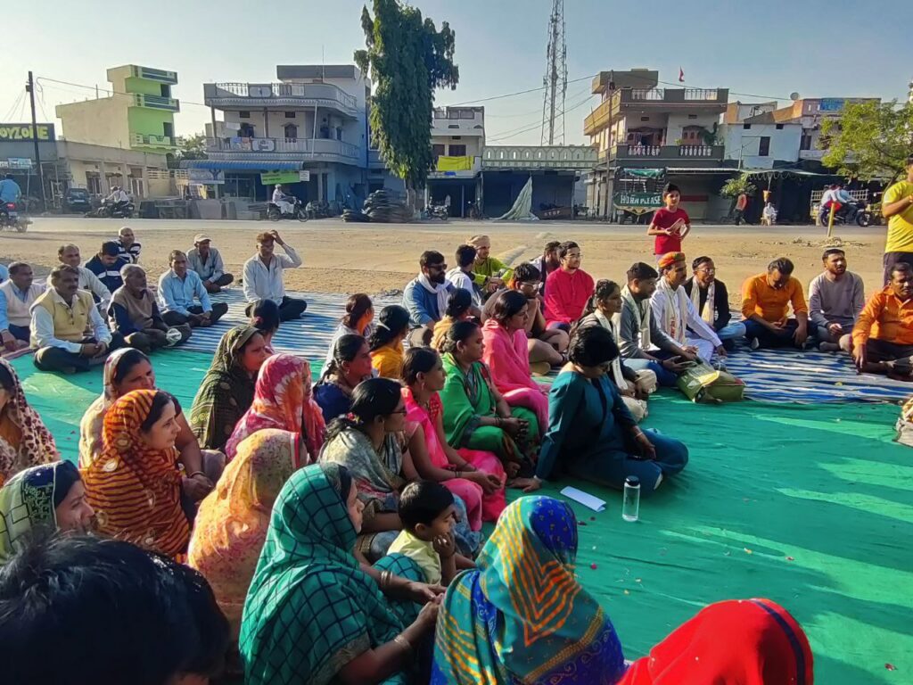 मध्य प्रदेश में कबीर के प्रेम और श्रम का सन्देश 24 photo 6071276237193590728 y