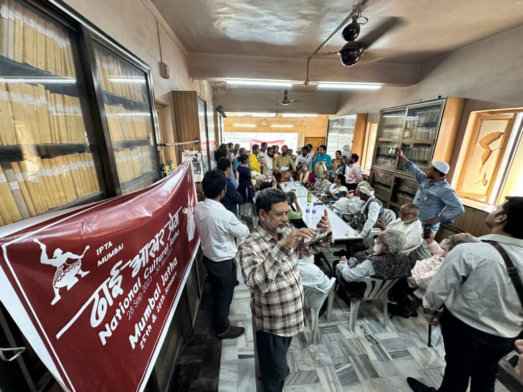 मुंबई में दो दिन की 'ढाई आखर प्रेम' सांस्कृतिक यात्रा 10 photo 6167792772334074262 y