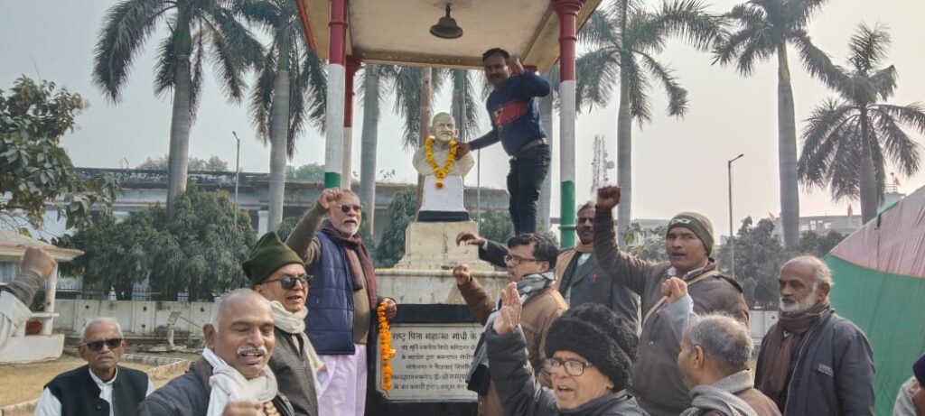 उत्तर प्रदेश की 'ढाई आखर प्रेम' एक दिवसीय यात्राओं का समापन मथुरा में 9 WhatsApp Image 2024 02 02 at 16.25.11 1