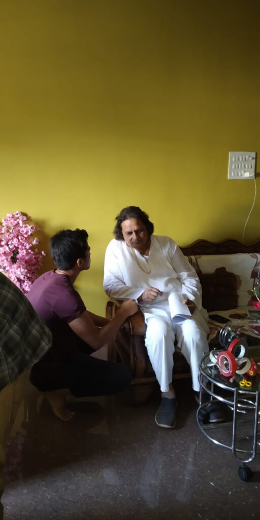 छोटे शहर का कैमरा और अजय आठले 8 Karma Ajay