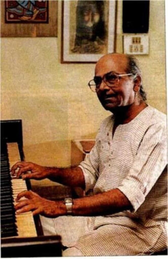 सभी मनुष्यों की समानता का सपना : सलिल चौधरी 6 MV5BMmE2OGQ1ZDUtZDc0MS00MmFiLThkY2YtNDlmNmY2OWNmM2VmXkEyXkFqcGc@. V1 FMjpg UX1000