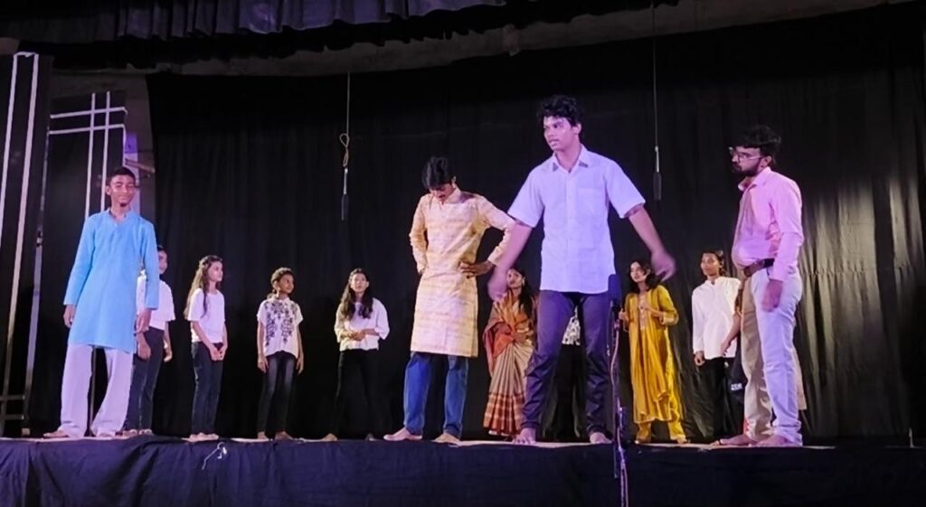 नाम पहचान देता है, पहचान नहीं बनाता फिर भी नाम सलीके का होना चाहिए : अपर्णा 4 WhatsApp Image 2026 06 14 at 16.57.53 4 1
